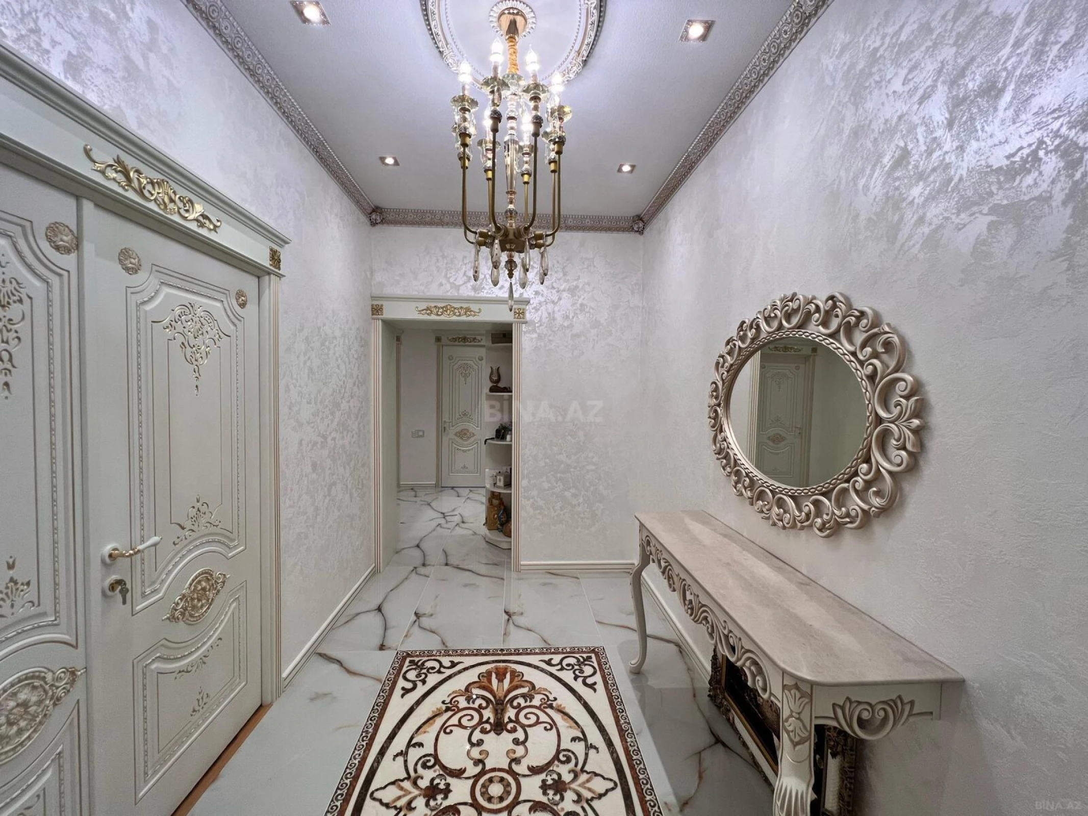 Kirayə verilir 3 otaqlı mənzil 97 m²