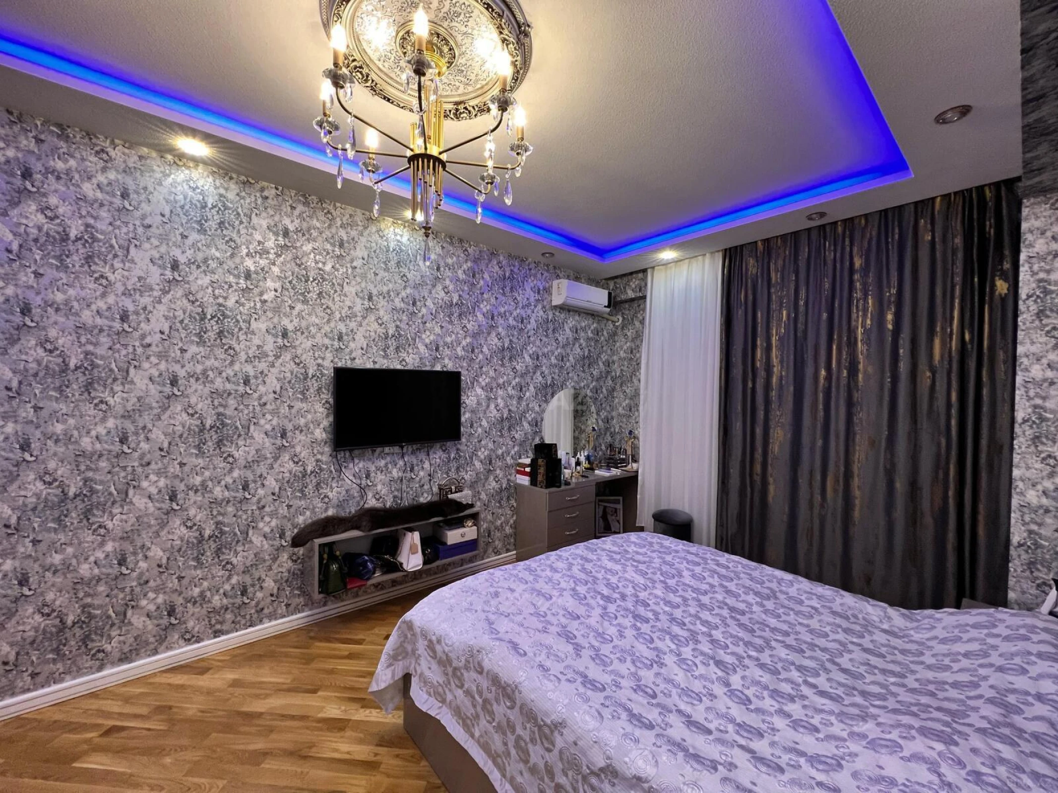 Kirayə verilir 3 otaqlı mənzil 97 m²