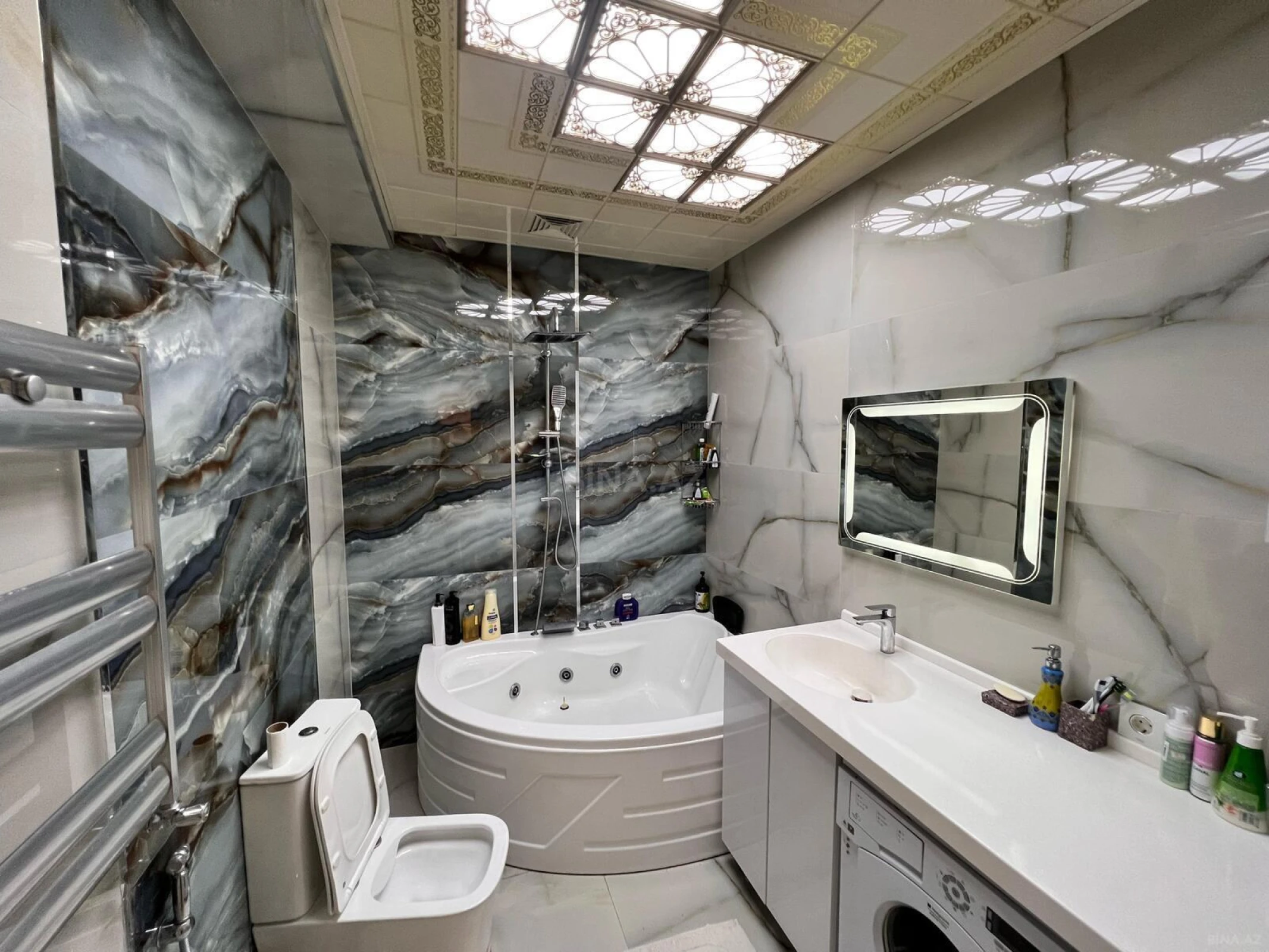 Kirayə verilir 3 otaqlı mənzil 97 m²