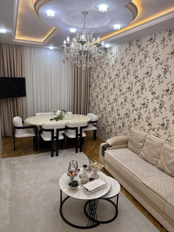 Satılır 3 otaqlı mənzil 101 m²