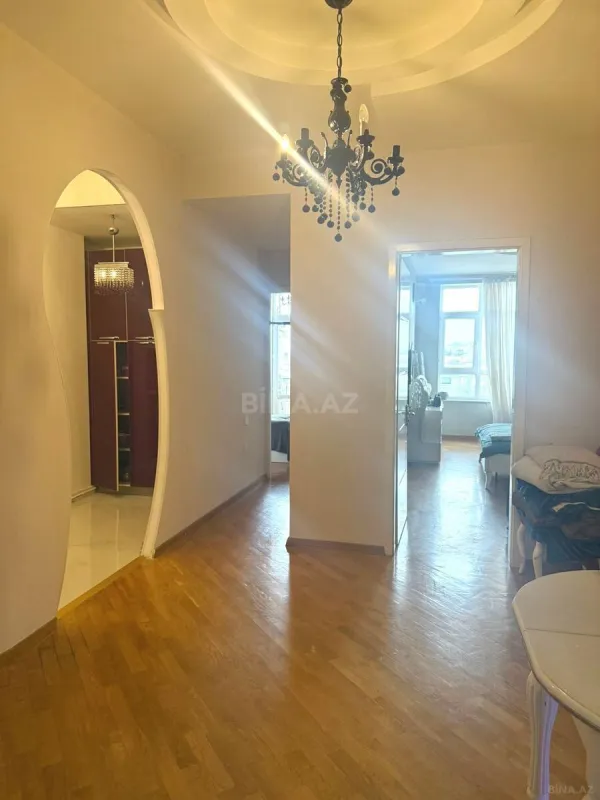 Satılır 3 otaqlı mənzil 90 m²