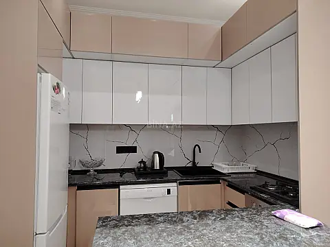 Kirayə verilir 3 otaqlı mənzil 96 m²