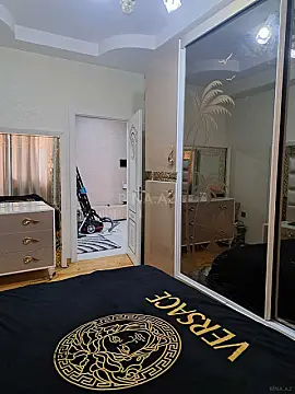 Satılır 3 otaqlı mənzil 121 m²