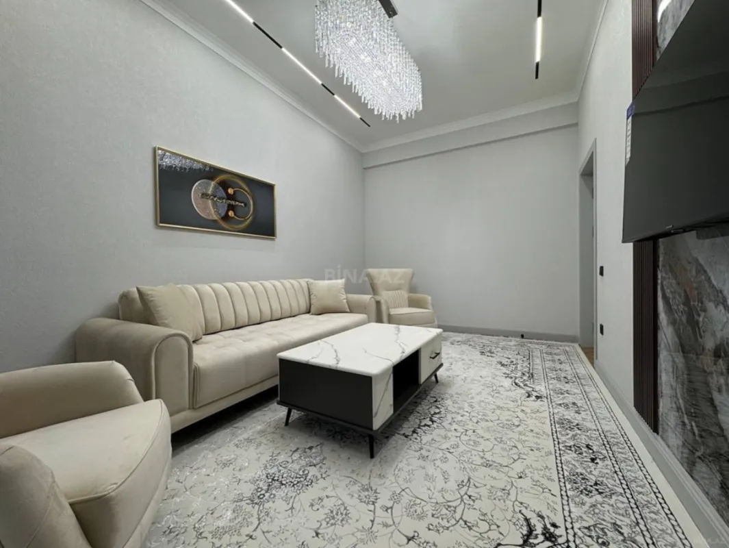 Kirayə verilir 3 otaqlı mənzil 125 m²