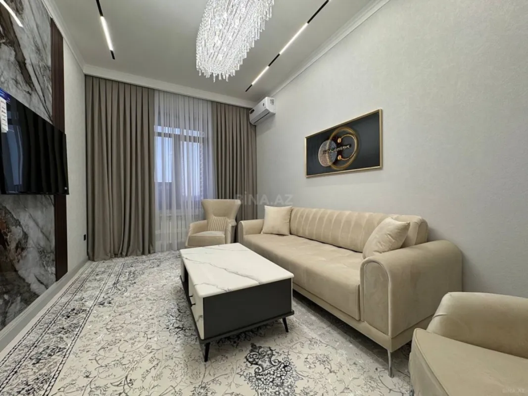 Kirayə verilir 3 otaqlı mənzil 125 m²