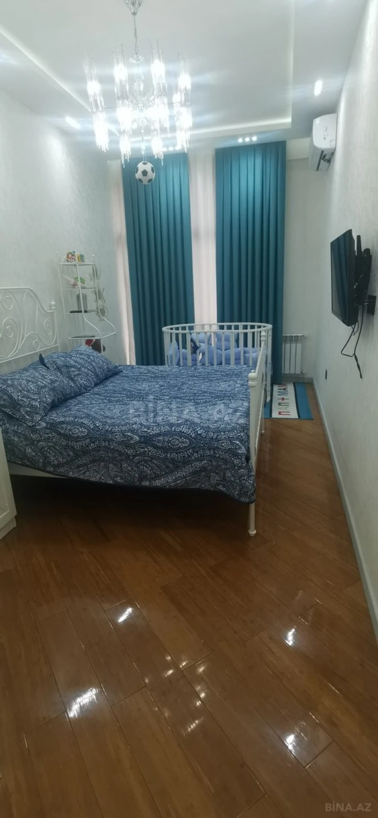 Satılır 3 otaqlı mənzil 102 m²