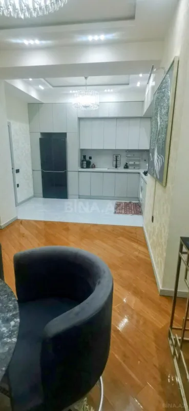 Satılır 3 otaqlı mənzil 102 m²