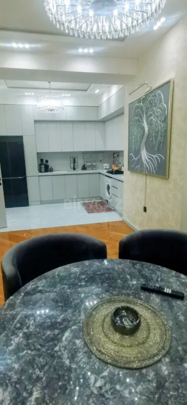 Satılır 3 otaqlı mənzil 102 m²