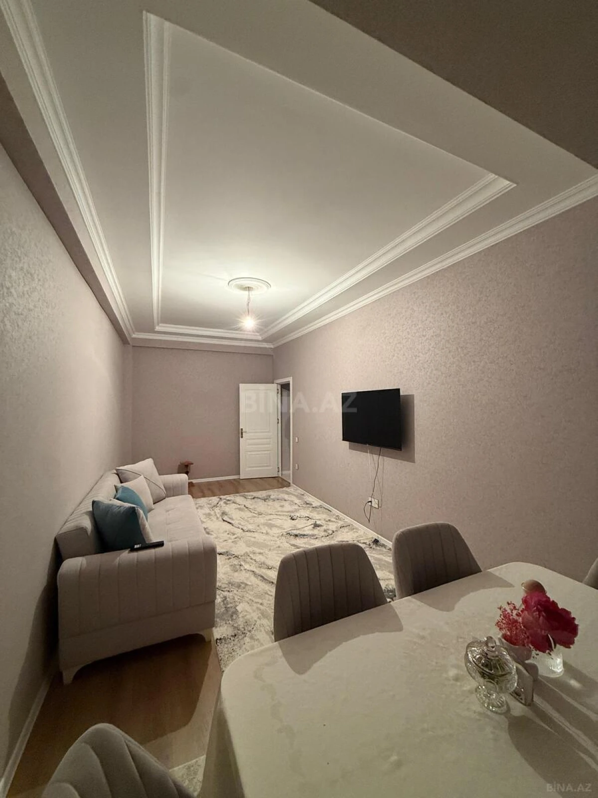 Satılır 2 otaqlı mənzil 86 m²