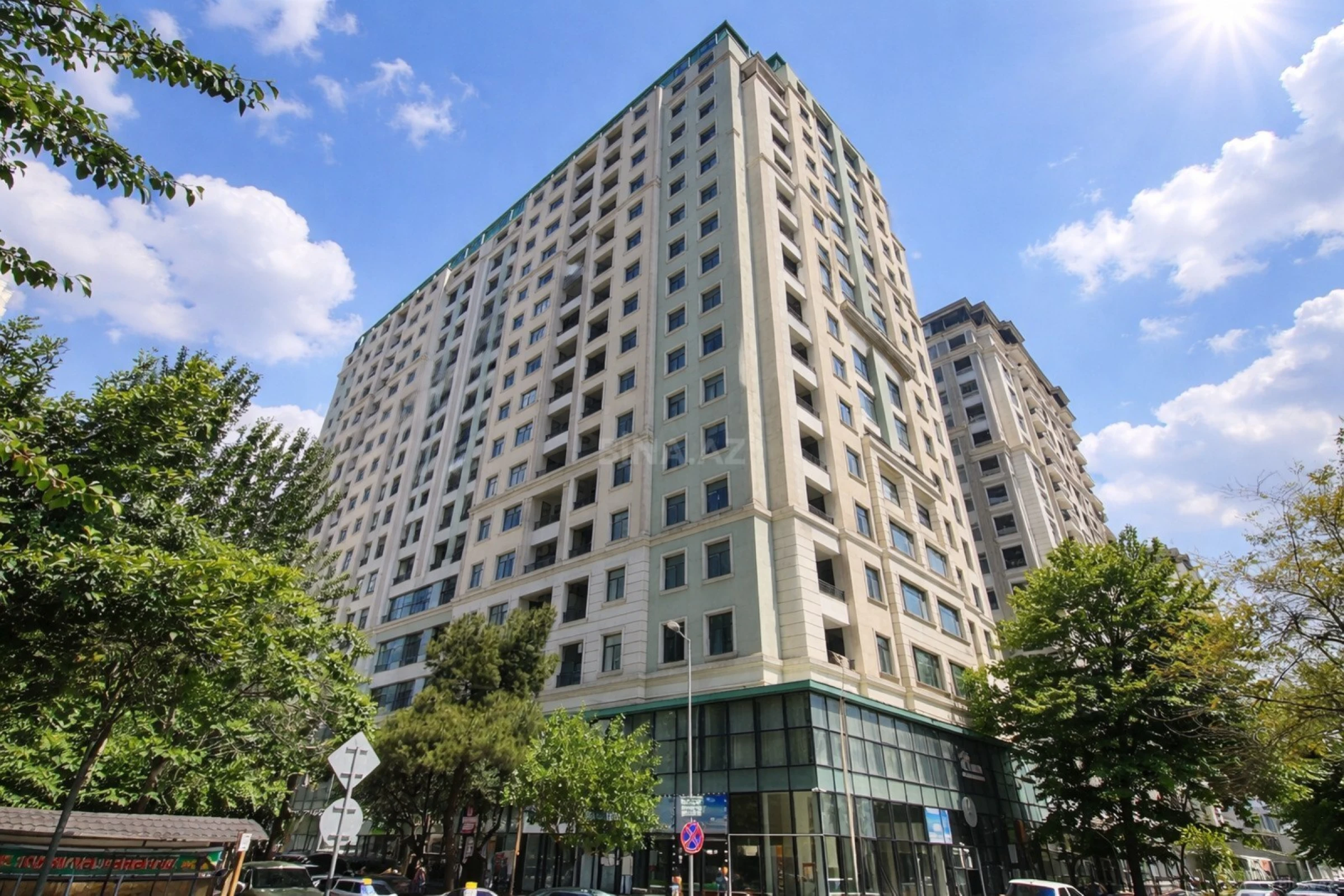 Satılır 3 otaqlı mənzil 85 m²
