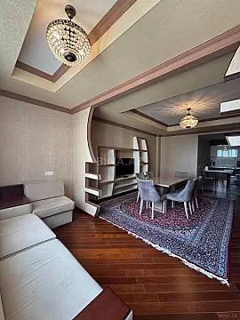 Kirayə verilir 3 otaqlı mənzil 120 m²
