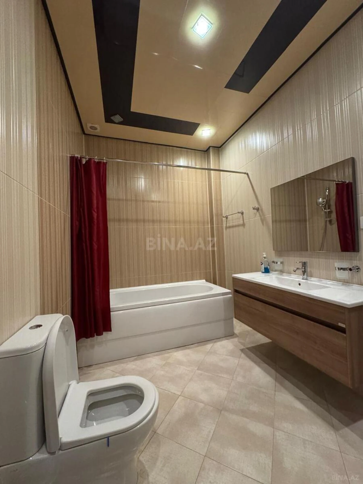 Kirayə verilir 3 otaqlı mənzil 120 m²