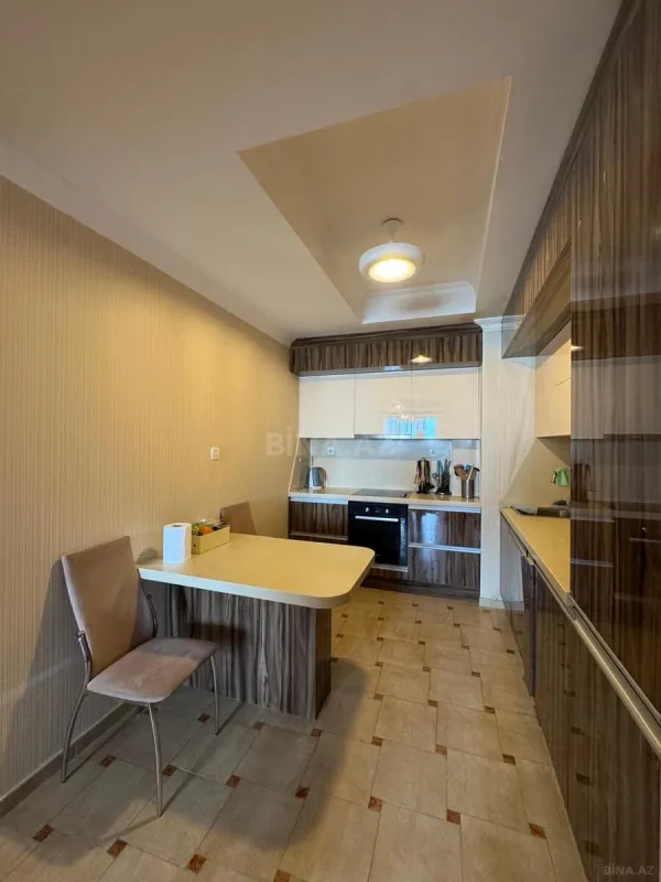Kirayə verilir 3 otaqlı mənzil 120 m²