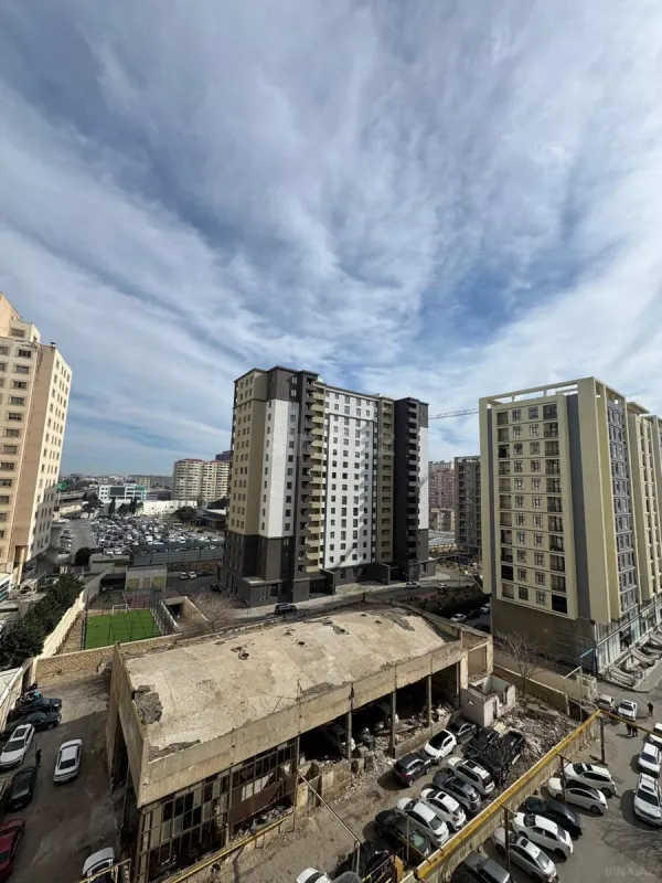 Kirayə verilir 3 otaqlı mənzil 120 m²