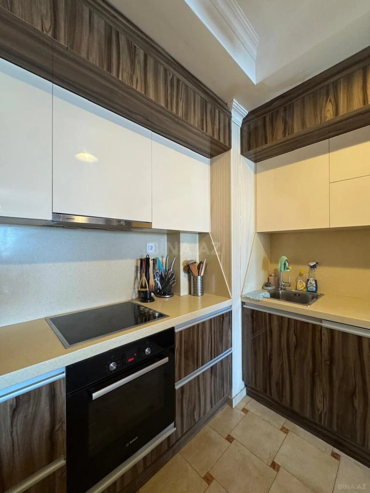 Kirayə verilir 3 otaqlı mənzil 120 m²