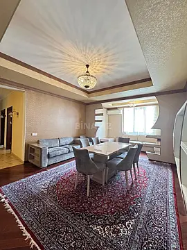 Kirayə verilir 3 otaqlı mənzil 120 m²