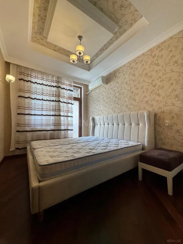 Kirayə verilir 3 otaqlı mənzil 120 m²