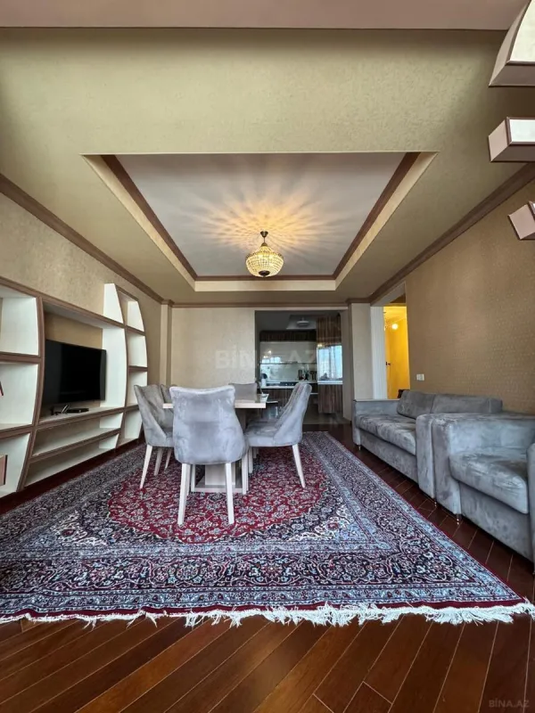 Kirayə verilir 3 otaqlı mənzil 120 m²