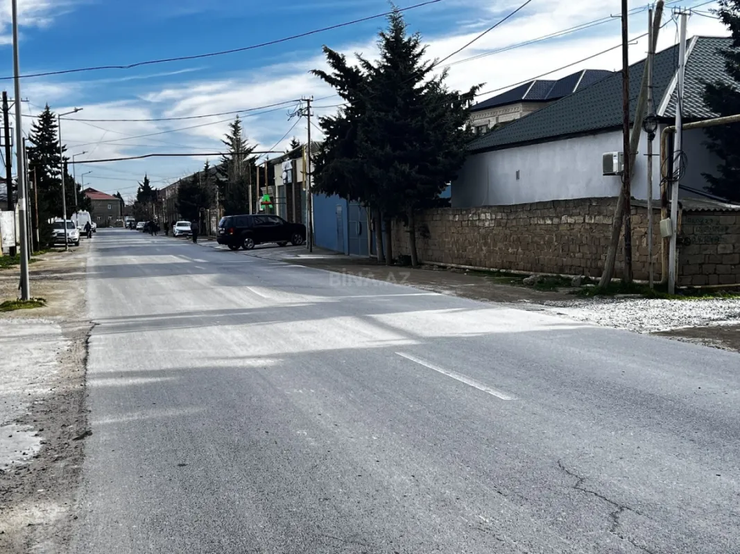 Satılır 7 otaqlı həyət evi 200 m²