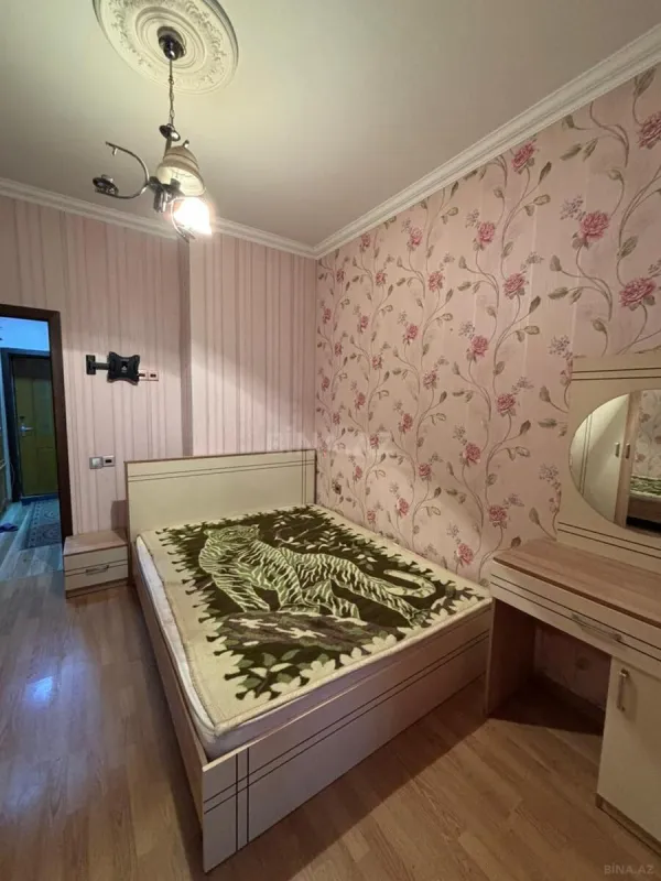 Kirayə verilir 2 otaqlı mənzil 55 m²