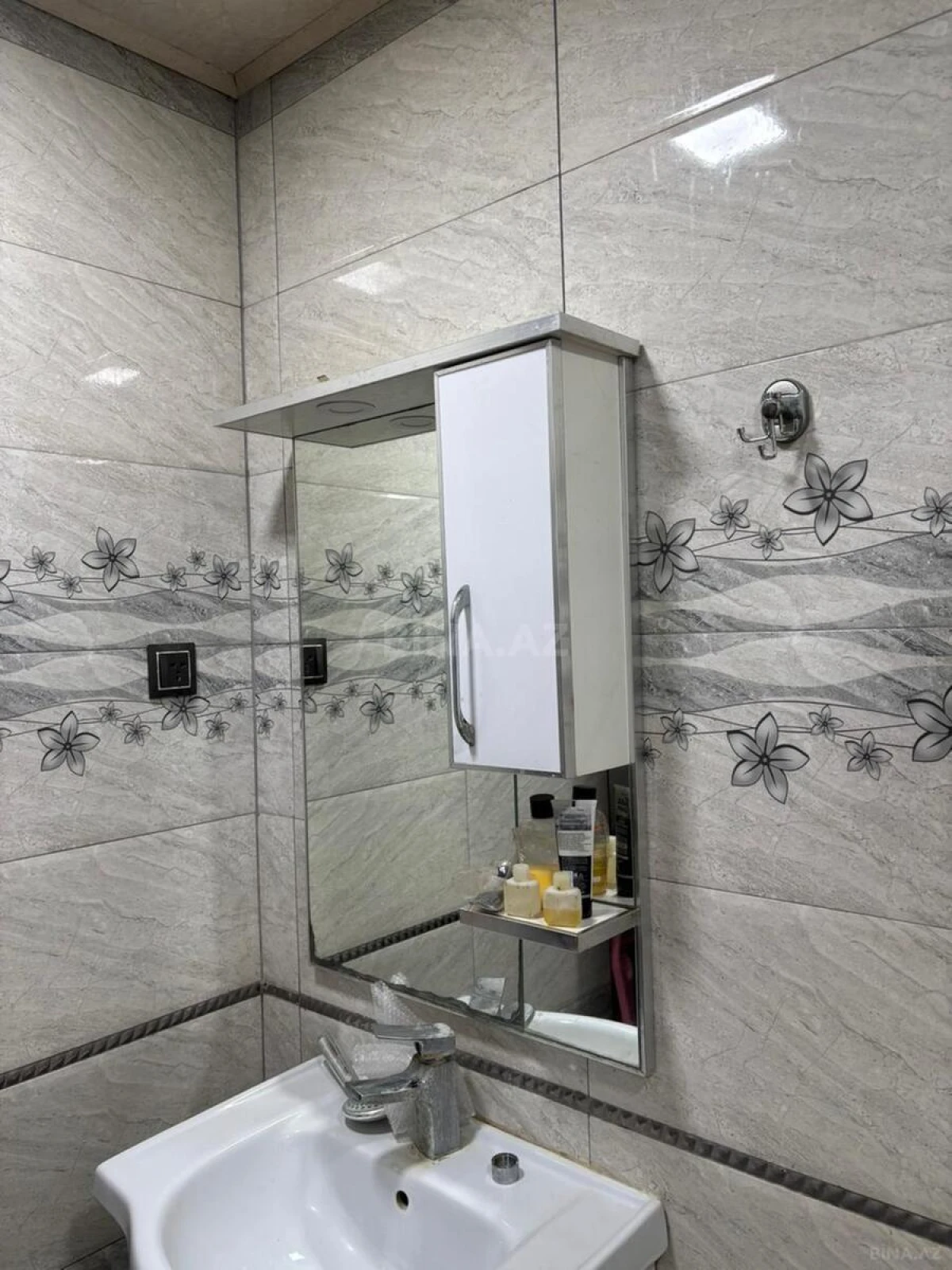 Kirayə verilir 2 otaqlı mənzil 55 m²