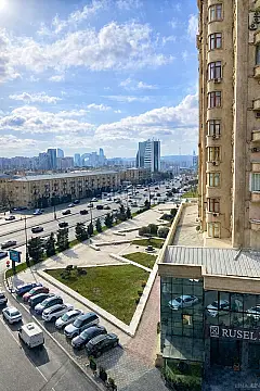 Satılır 2 otaqlı mənzil 90 m²
