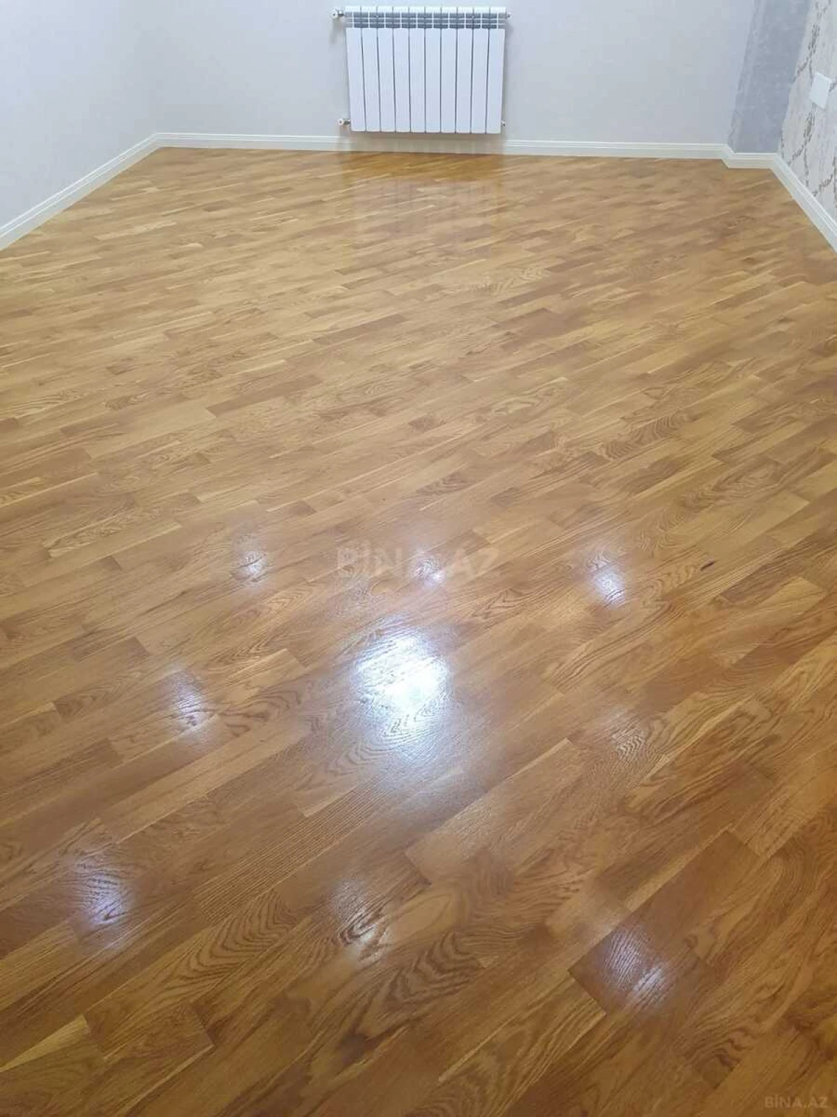Satılır 3 otaqlı mənzil 96 m²