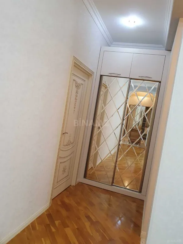 Satılır 3 otaqlı mənzil 96 m²