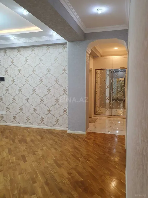 Satılır 3 otaqlı mənzil 96 m²