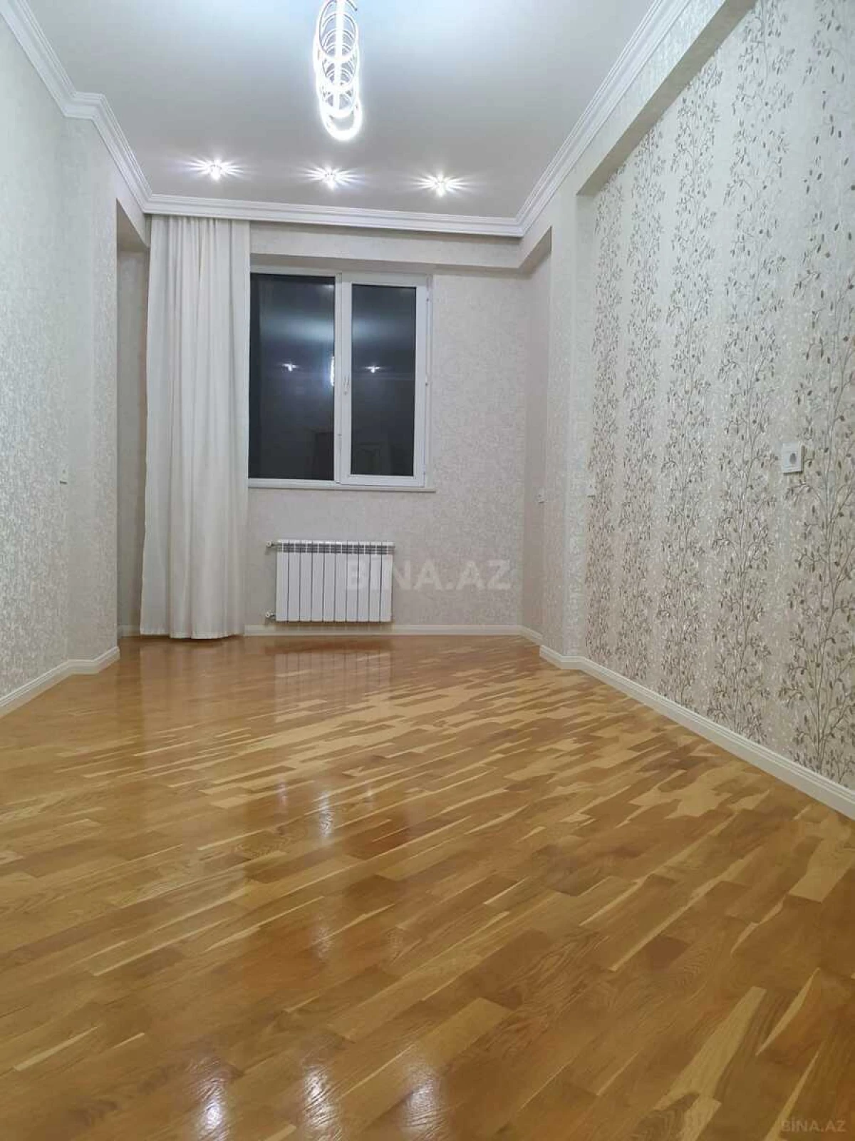 Satılır 3 otaqlı mənzil 96 m²