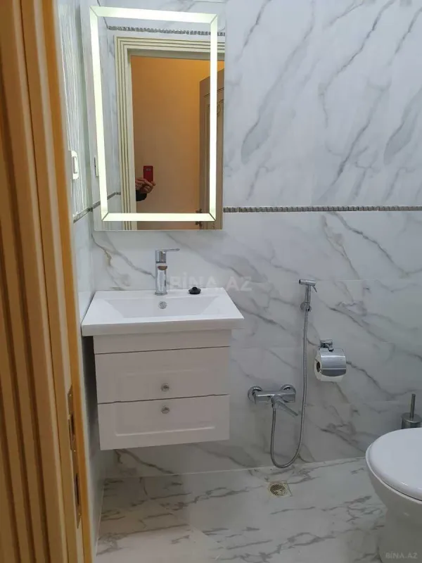 Satılır 3 otaqlı mənzil 96 m²
