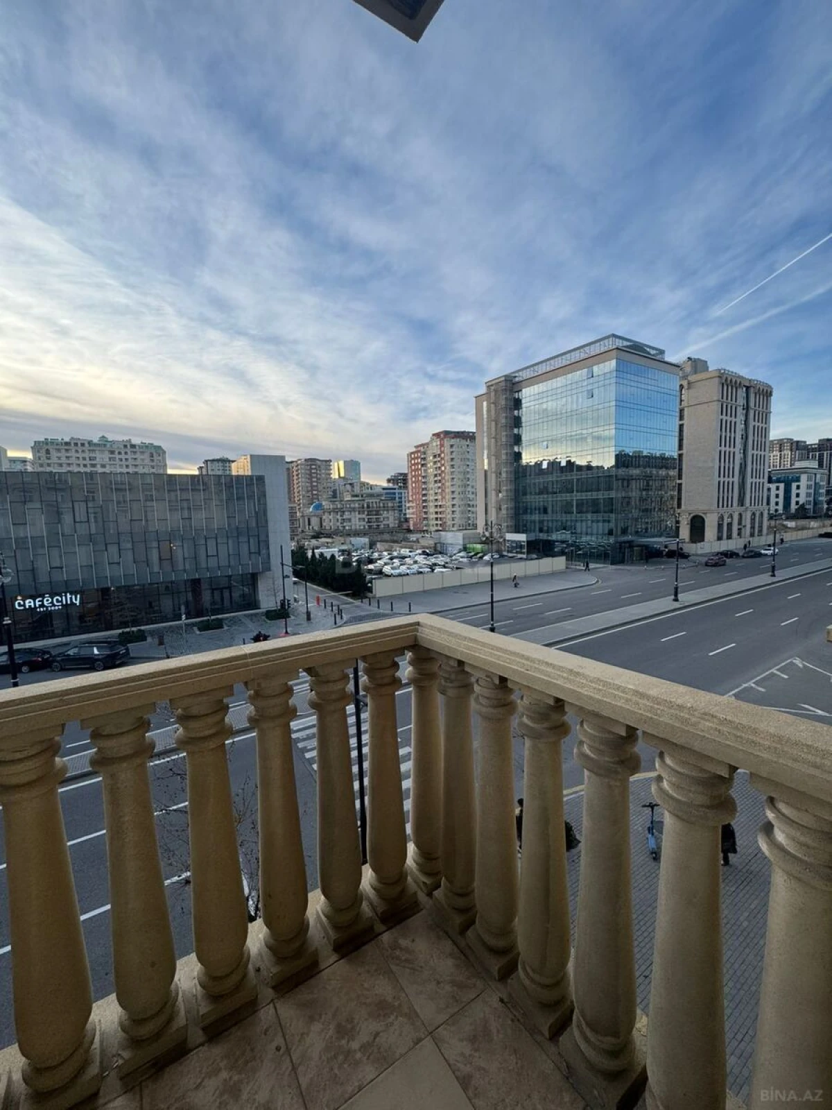 Kirayə verilir 2 otaqlı mənzil 60 m²