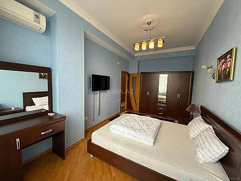 Kirayə verilir 3 otaqlı mənzil 110 m²