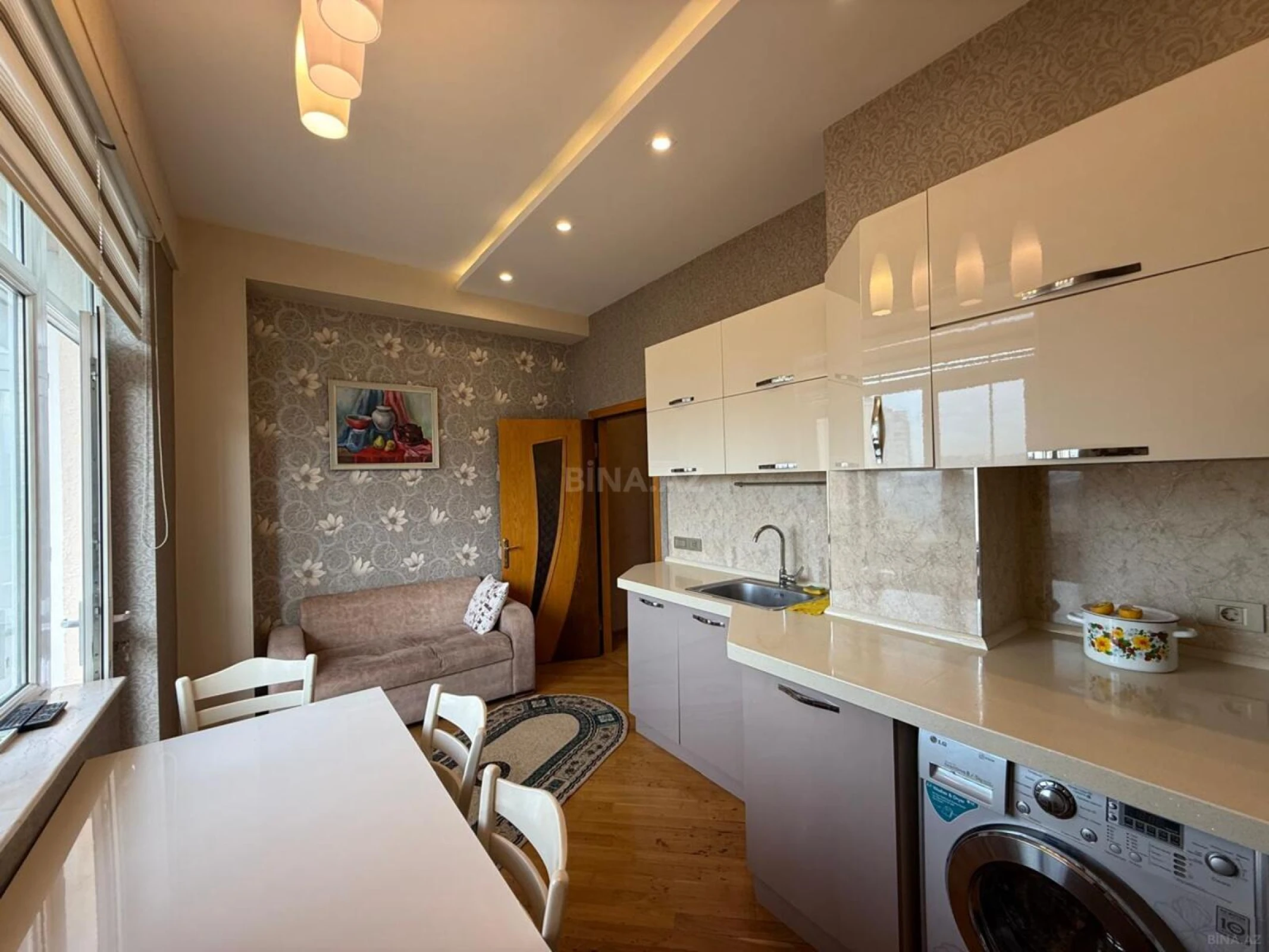 Kirayə verilir 3 otaqlı mənzil 110 m²