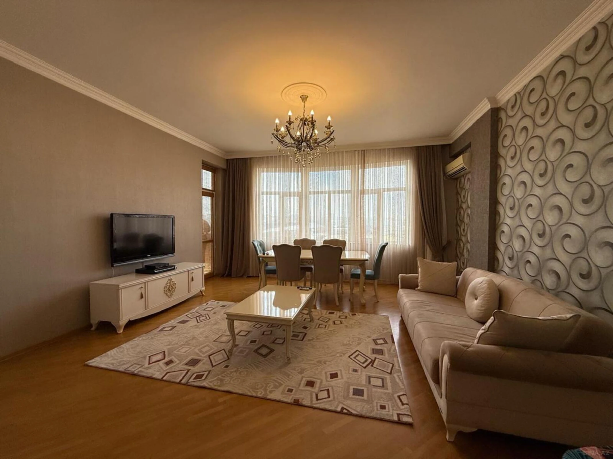Kirayə verilir 3 otaqlı mənzil 110 m²
