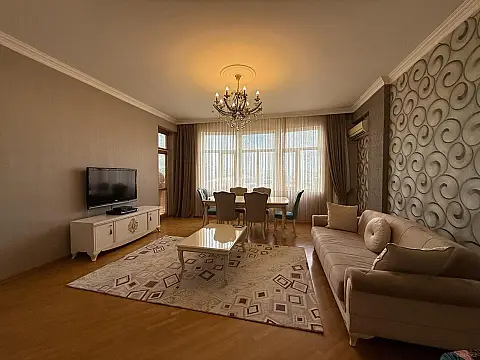 Kirayə verilir 3 otaqlı mənzil 110 m² — Bakı 3 otaq 110.00 m²