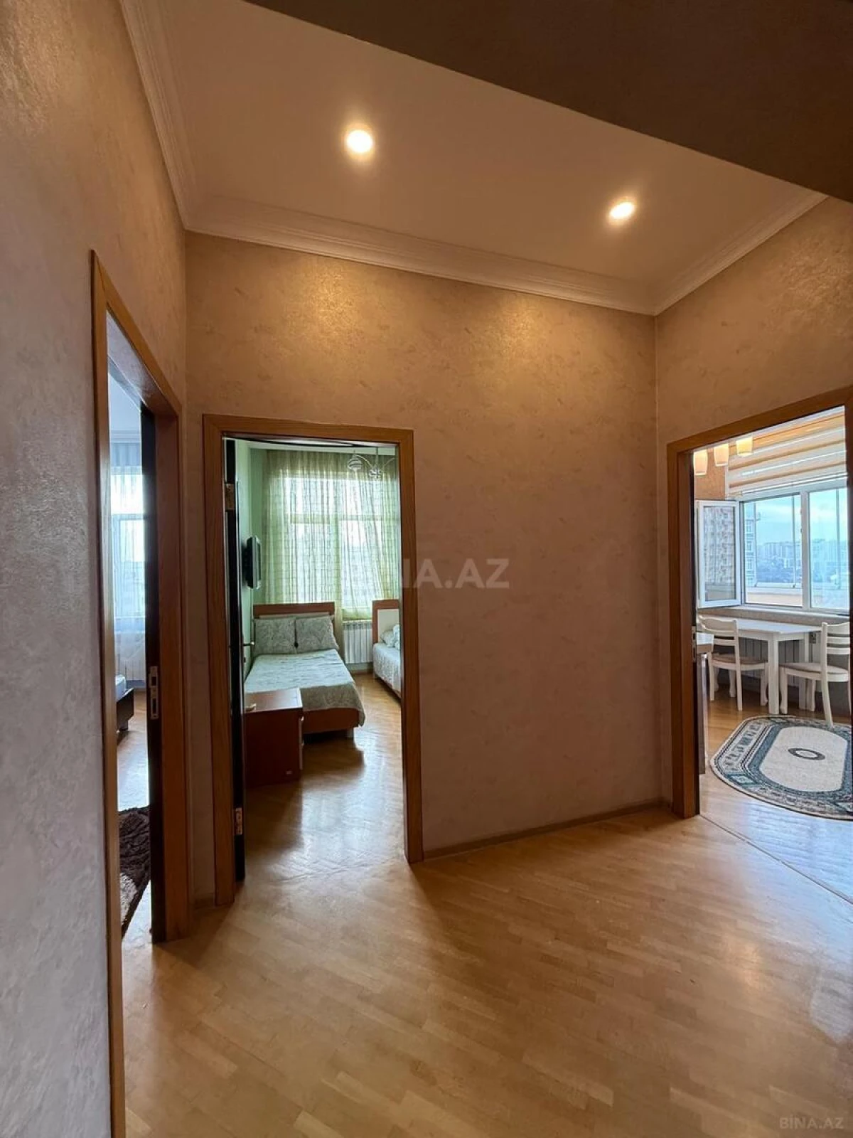 Kirayə verilir 3 otaqlı mənzil 110 m²