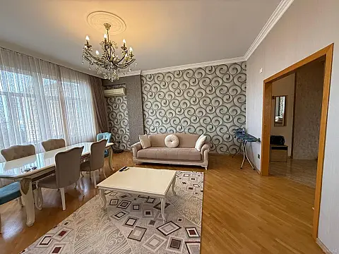 Kirayə verilir 3 otaqlı mənzil 110 m²