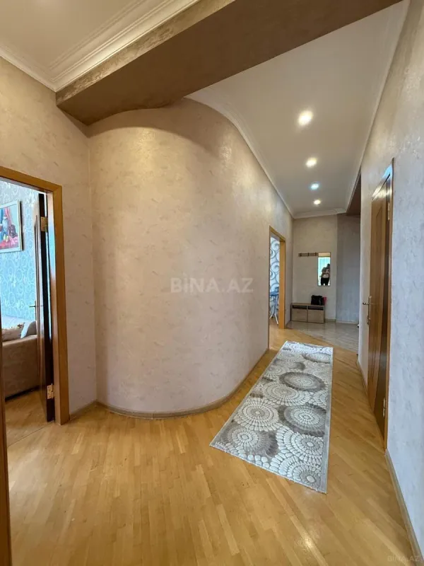 Kirayə verilir 3 otaqlı mənzil 110 m²