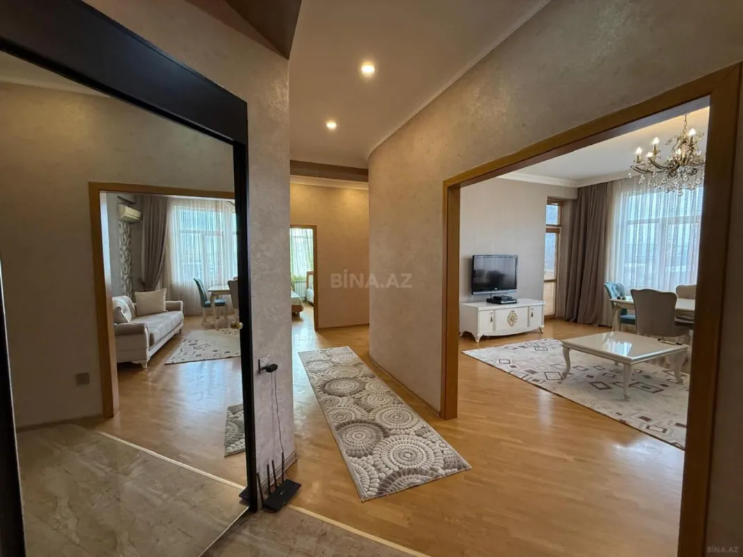 Kirayə verilir 3 otaqlı mənzil 110 m²