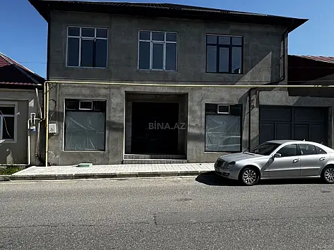 Satılır 4 otaqlı həyət evi 240 m² — Quba 4 otaq 240.00 m²