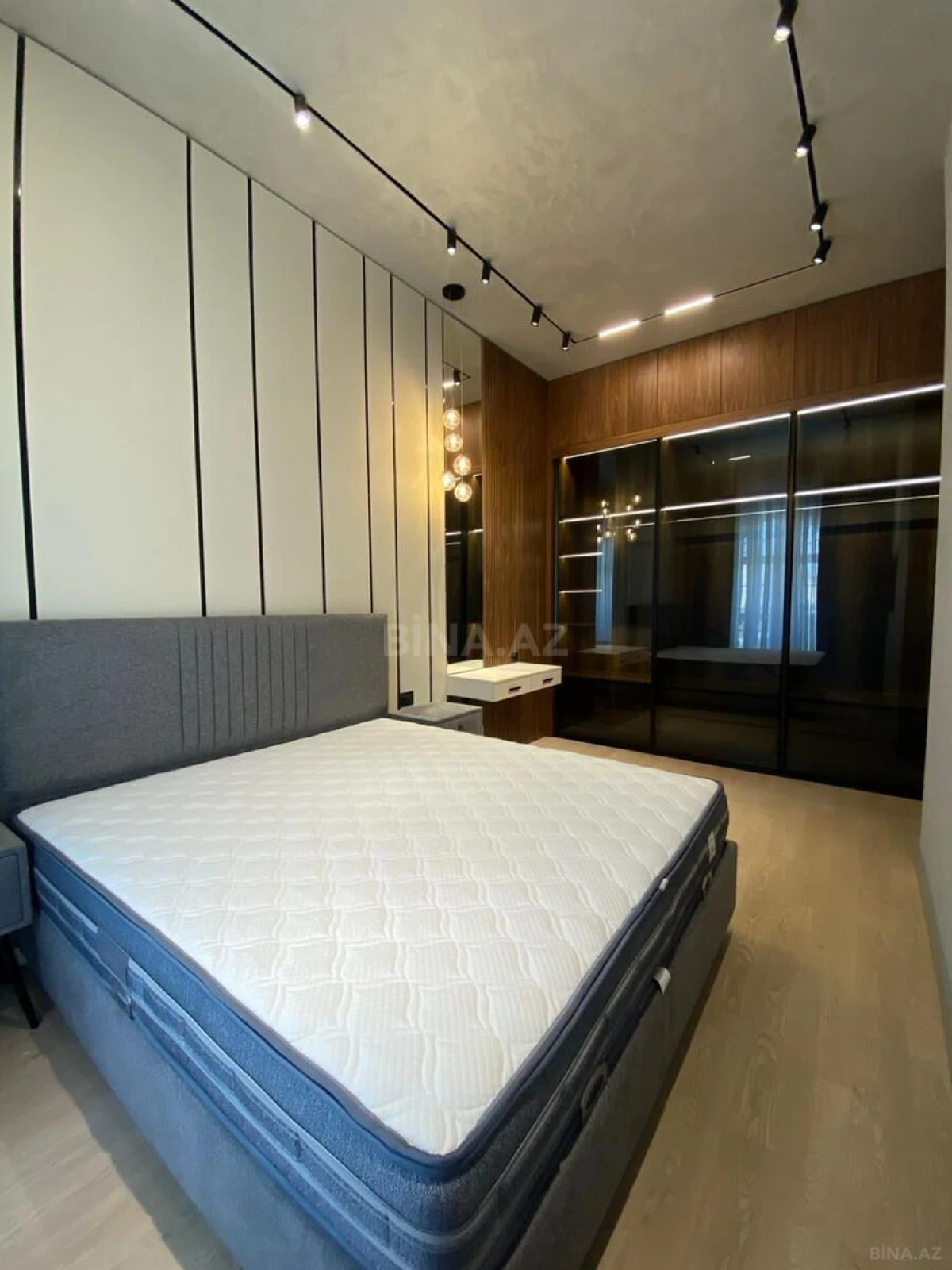 Kirayə verilir 2 otaqlı mənzil 60 m²