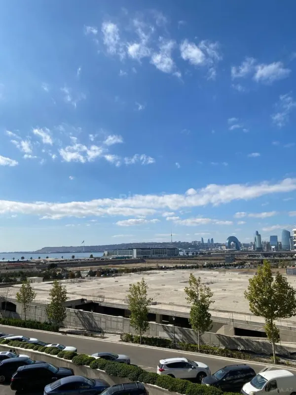 Kirayə verilir 2 otaqlı mənzil 60 m²