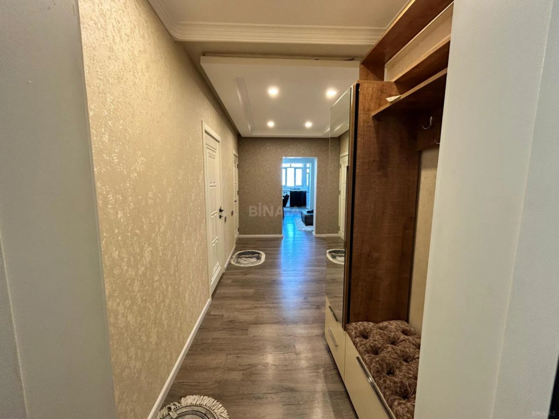 Kirayə verilir 3 otaqlı mənzil 70 m²