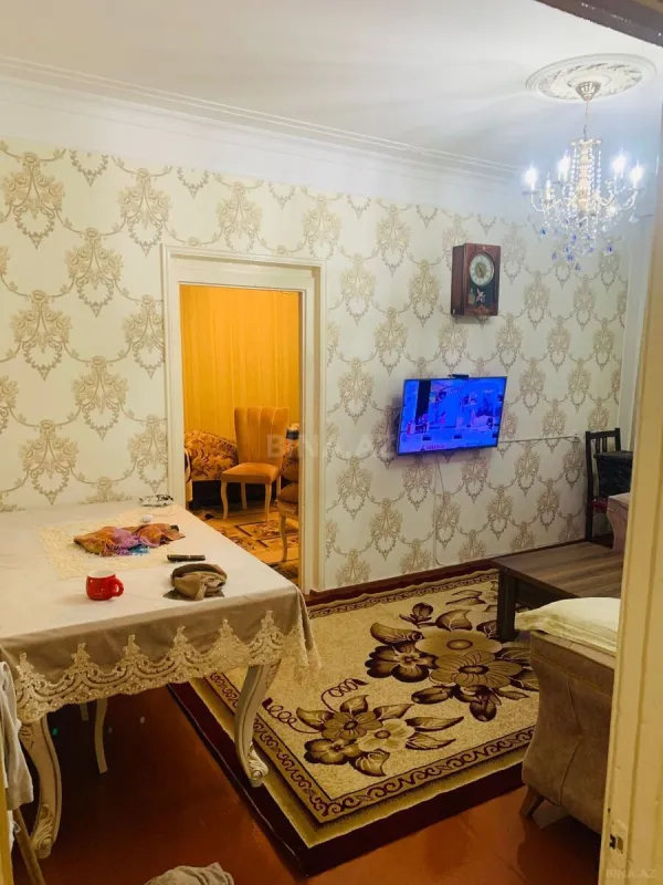 Satılır 4 otaqlı mənzil 85 m²