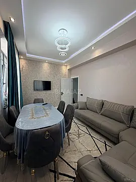 Satılır 2 otaqlı mənzil 67 m²