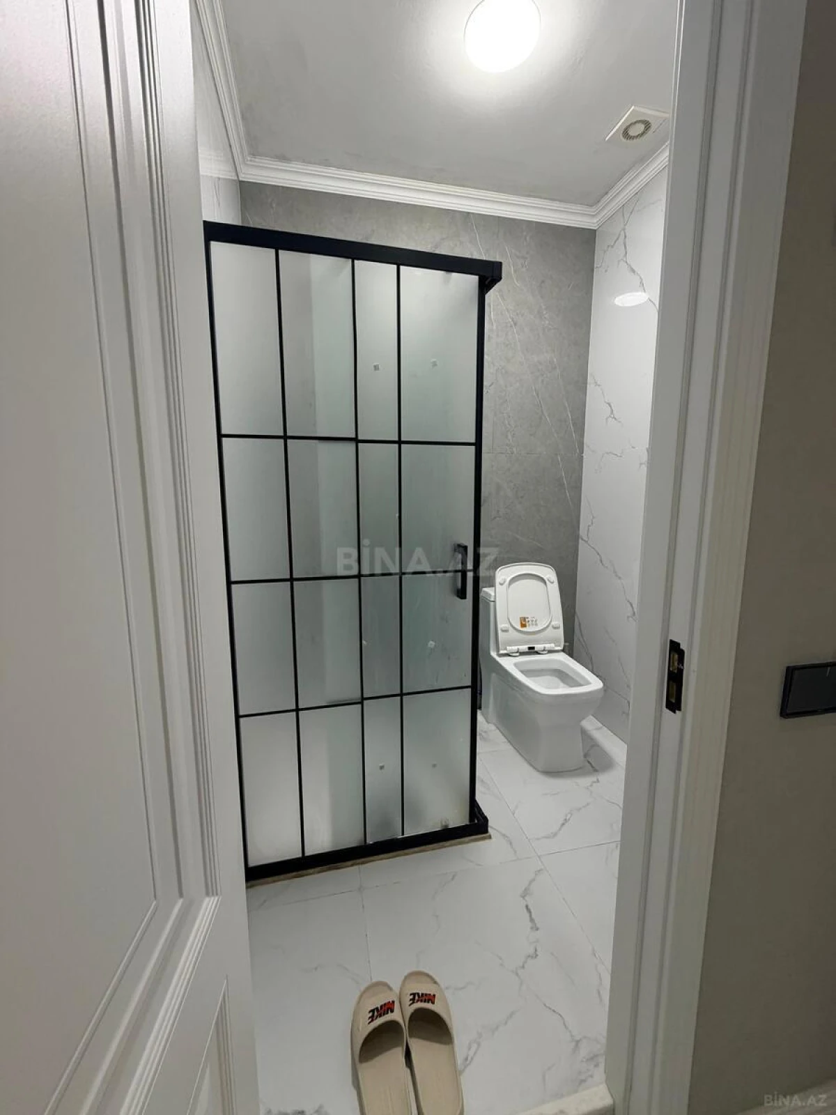 Satılır 2 otaqlı mənzil 67 m²