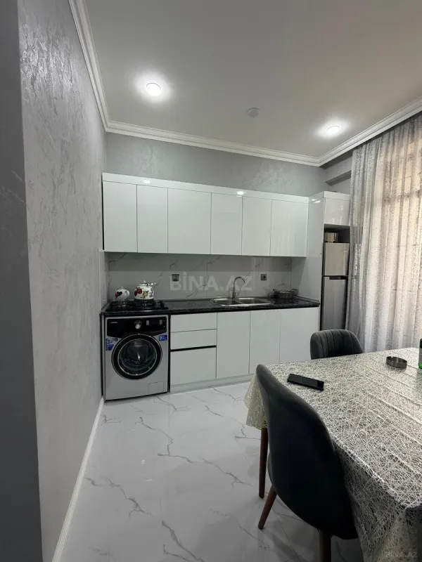 Satılır 2 otaqlı mənzil 67 m²