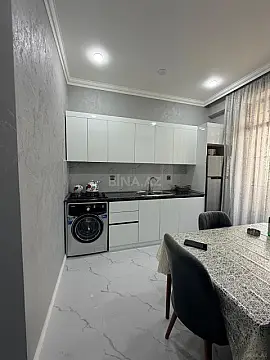 Satılır 2 otaqlı mənzil 67 m²