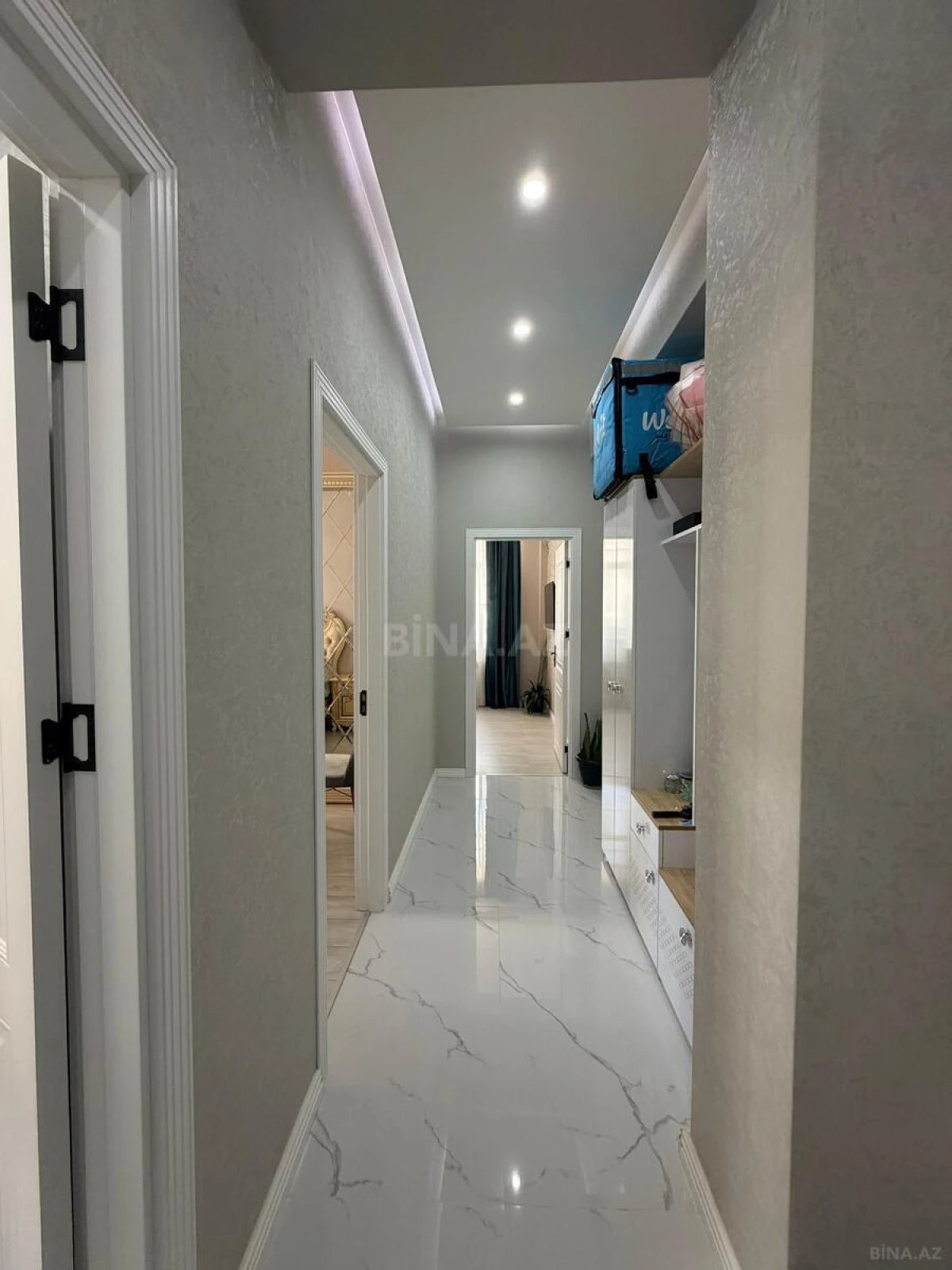 Satılır 2 otaqlı mənzil 67 m²